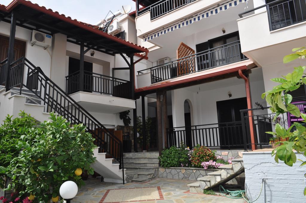 Giannis Maria Apartments Psakoudia Buitenkant foto